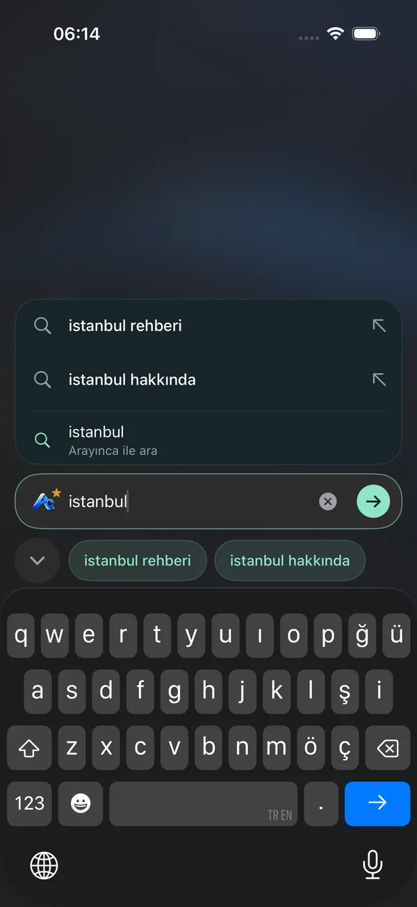 iOS uygulamasında İstanbul sorgusu için arama önerileri ve klavye
